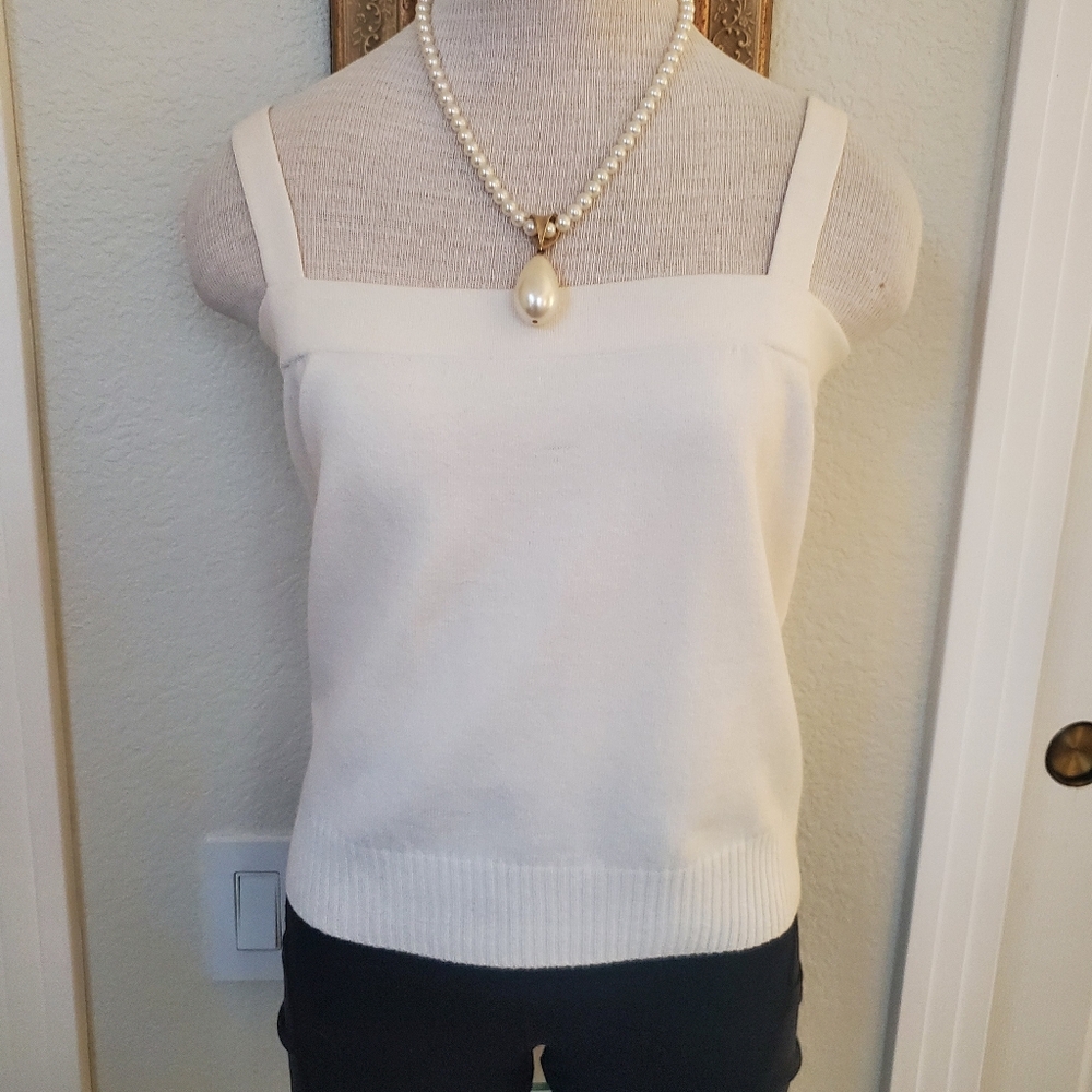 St. John Collection By Marie Gray Classic Ivory Square-Neck Sweater Tank Top